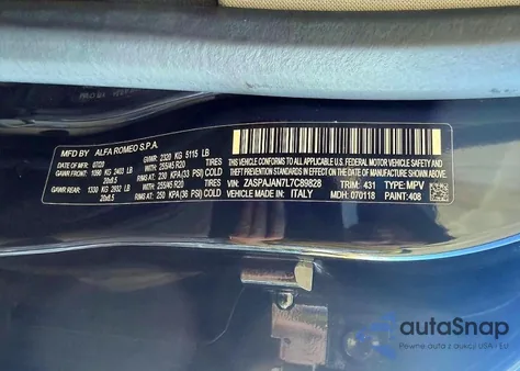 2020 Alfa Romeo Stelvio z USA, uszkodzony, nr VIN ZASPAJAN7L7C89828